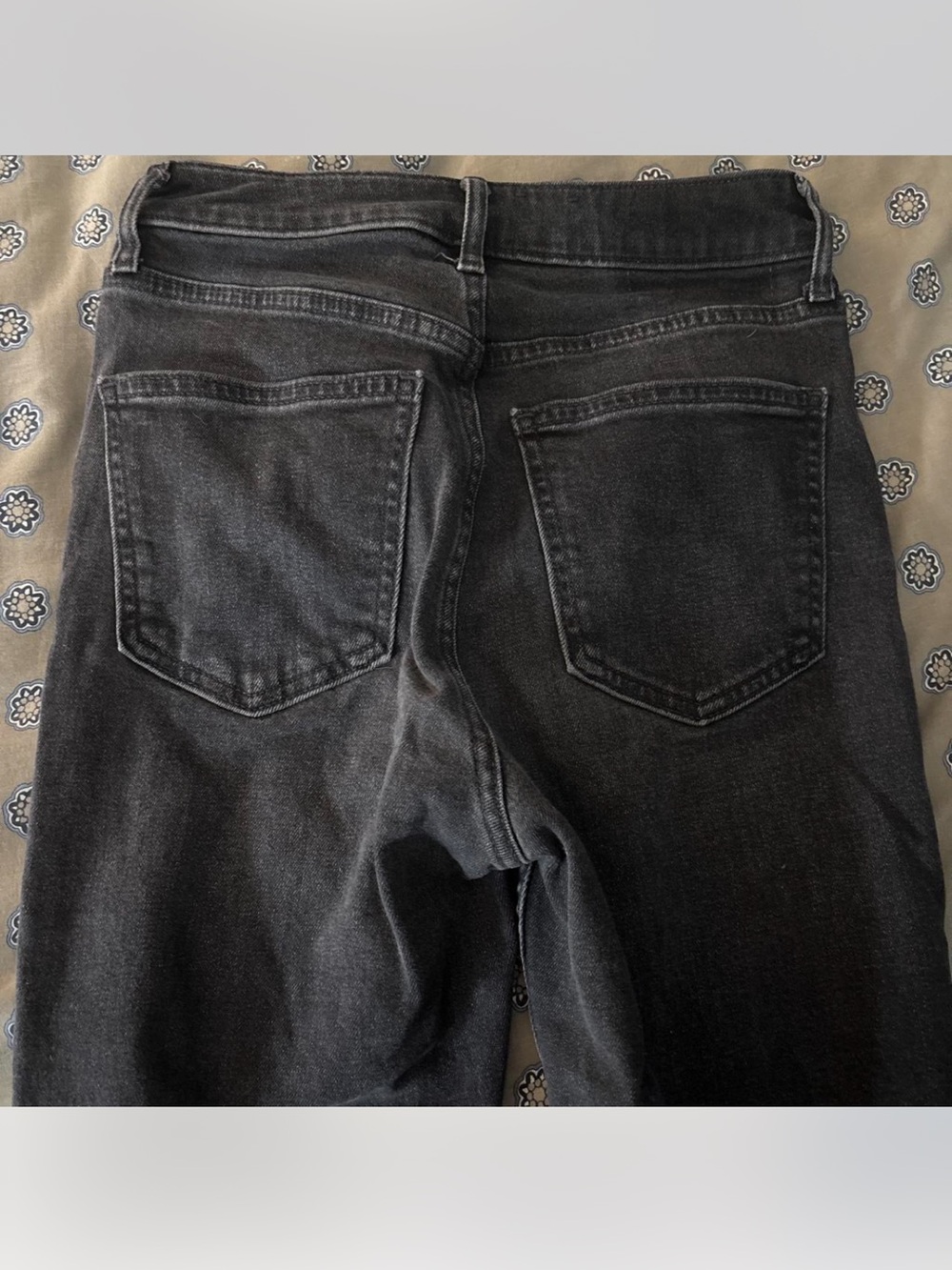 Gap Jeans - Picture 3 of 3
